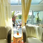 3tres Beau Logement, Idealement Situe , Plages, Port & Velo A Disp Apartment