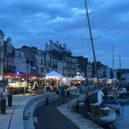 Apartment 3tres Beau Logement, Idealement Situe , Plages, Port & Velo A Disp