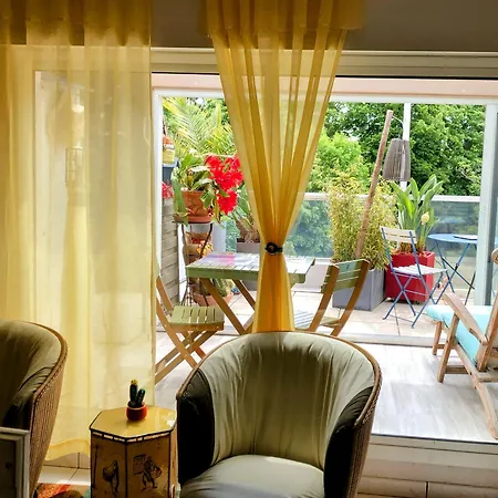 3tres Beau Logement, Idealement Situe , Plages, Port & Velo A Disp Apartment