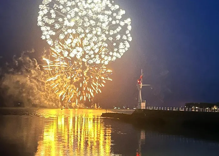 3tres Beau Logement, Idealement Situe , Plages, Port & Velo A Disp Apartment *